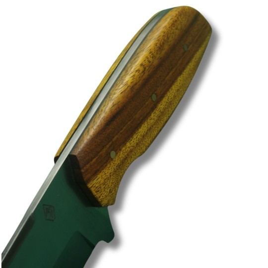 Traver – kompaktowy nóż bushcraftowy N690 | Żywioły Craft