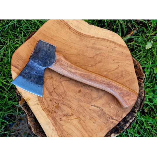 Skaut – kompaktowy toporek obozowy 500 g | Żywioły Craft