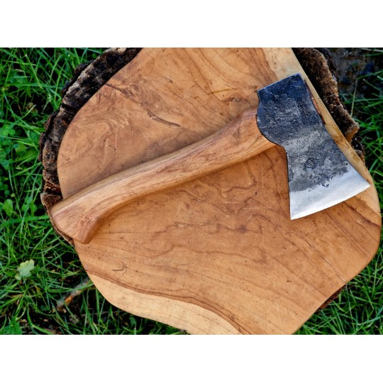 Skaut – kompaktowy toporek obozowy 500 g | Żywioły Craft