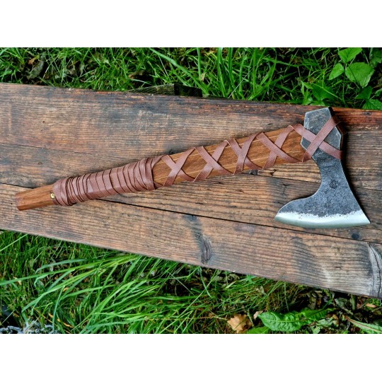 RAGNAR – toporek inspirowany Wikingami | Żywioły Craft