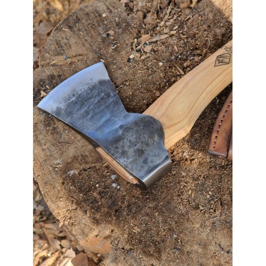 Skaut – kompaktowy toporek obozowy 500 g | Żywioły Craft