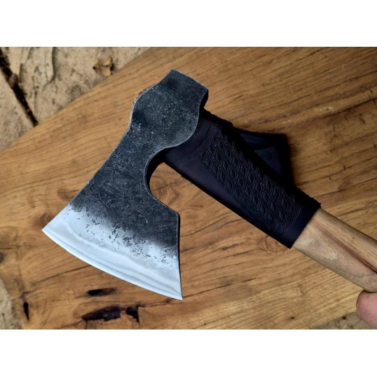 Brodacz i Brodacz XL – unikatowy komplet siekier | Żywioły Craft