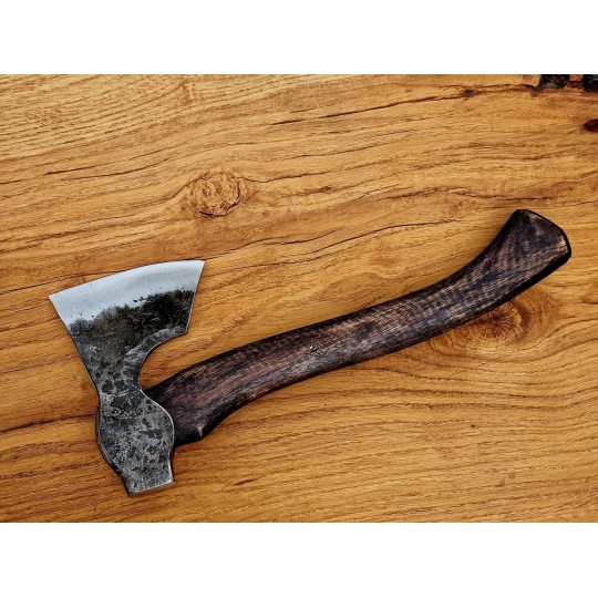 Mały brodacz 500 g – toporek z pochwą | Żywioły Craft